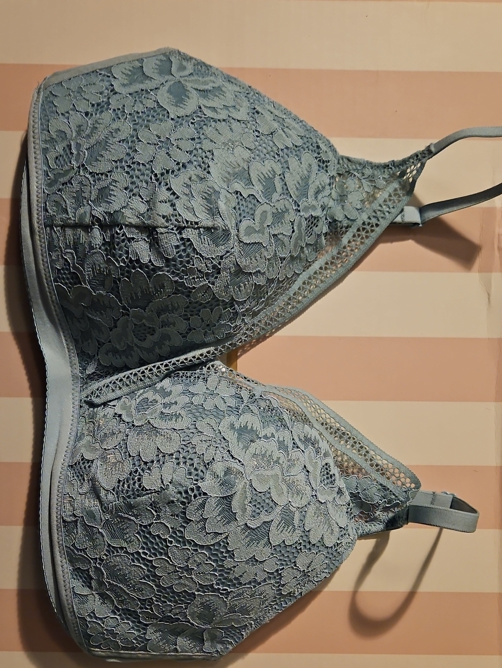 knix Light Blue Lace Wireless Bra